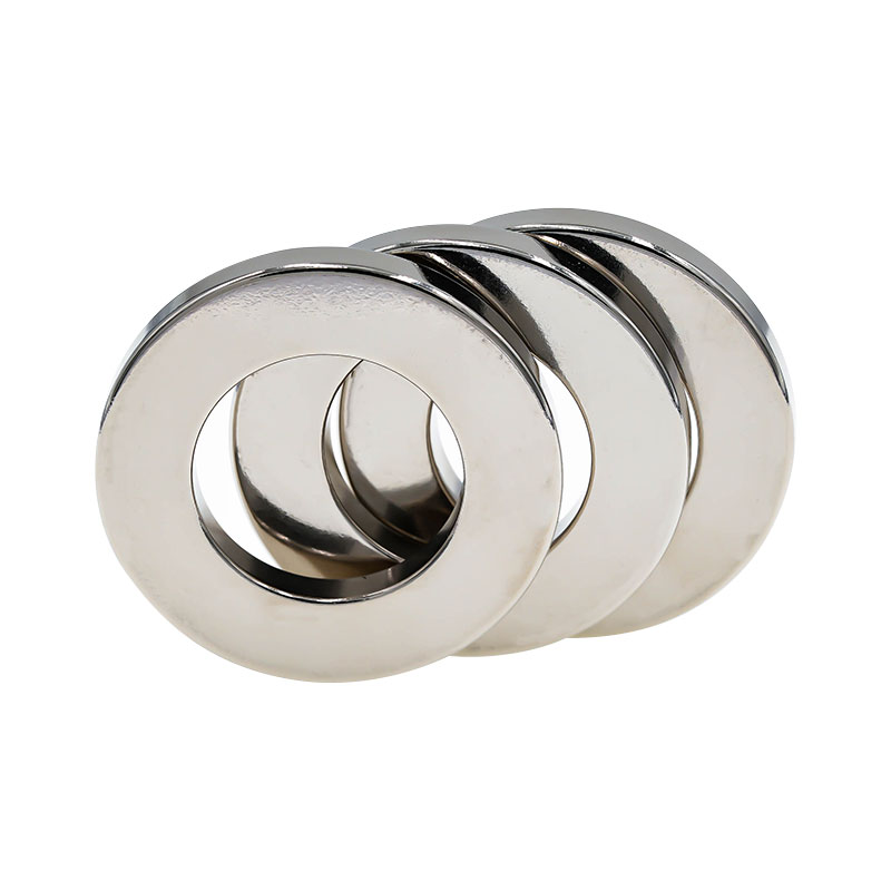 Léptetőmotoros mágnes